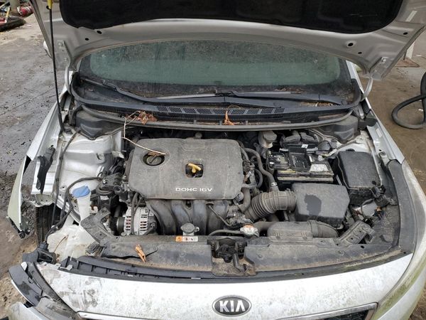 2018 KIA FORTE LX Base