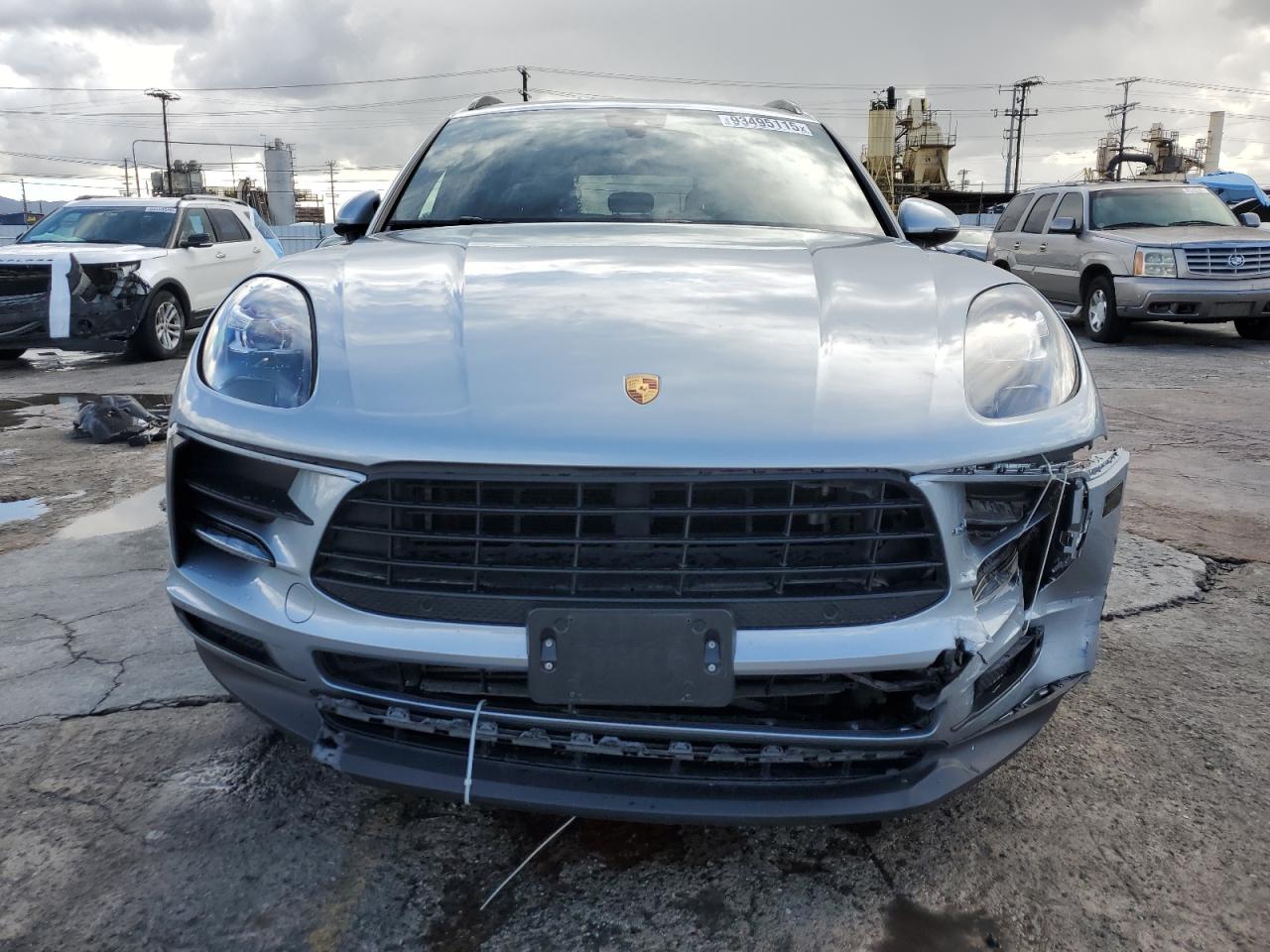2020 PORSCHE MACAN