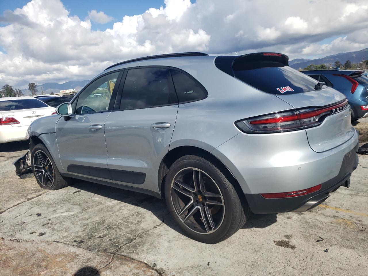 2020 PORSCHE MACAN