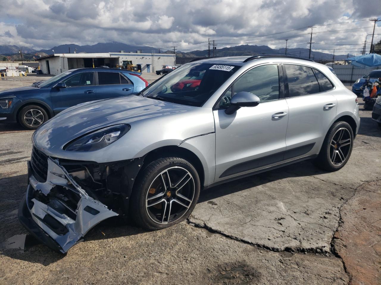 2020 PORSCHE MACAN