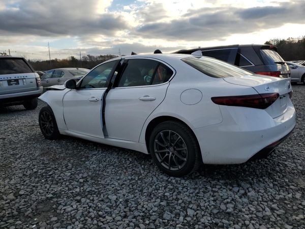 2017 ALFA ROMEO GIULIA AWD