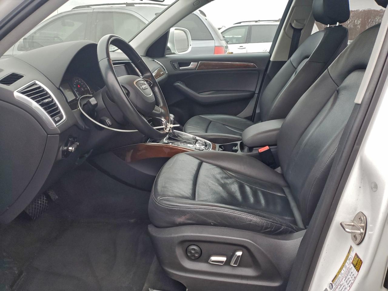 2017 AUDI Q5 quattro Premium