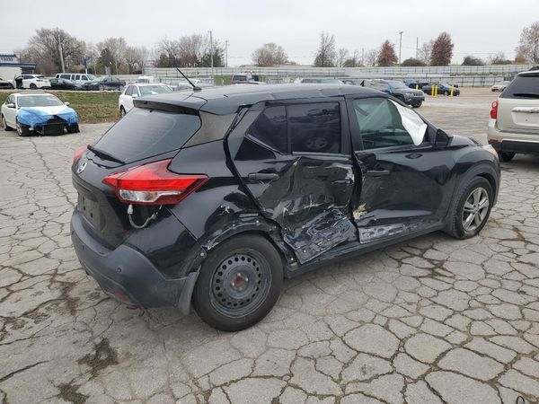 2020 NISSAN KICKS