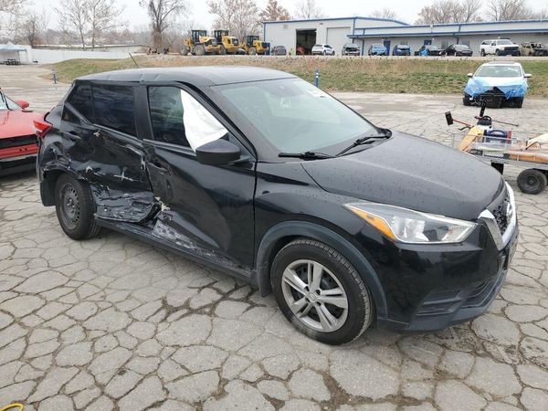 2020 NISSAN KICKS