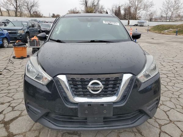 2020 NISSAN KICKS