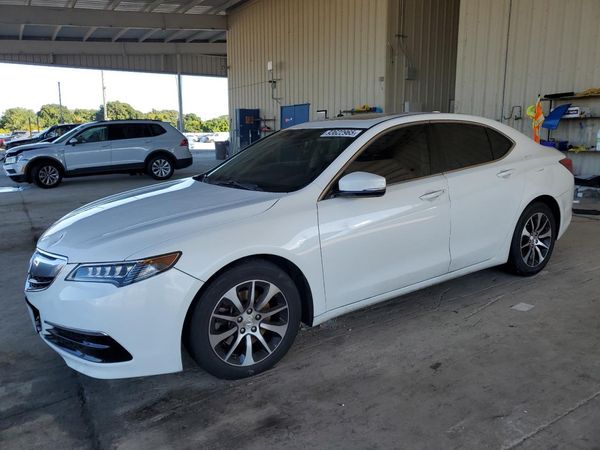 2015 ACURA TLX TECH — Front 3/4