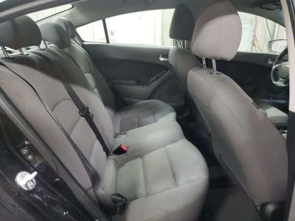 2017 KIA FORTE
