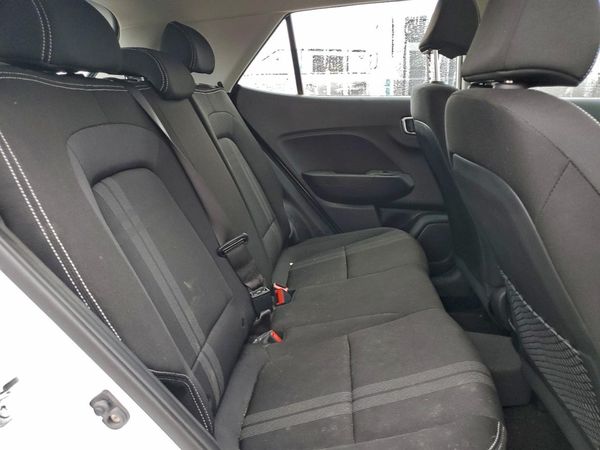 2025 HYUNDAI VENUE SEL, Limited