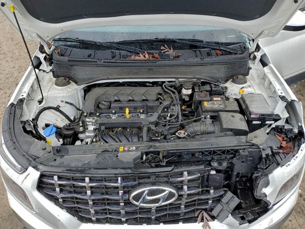 2025 HYUNDAI VENUE SEL, Limited