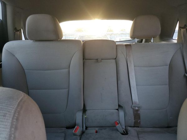 2015 KIA SORENTO GL — SUVN