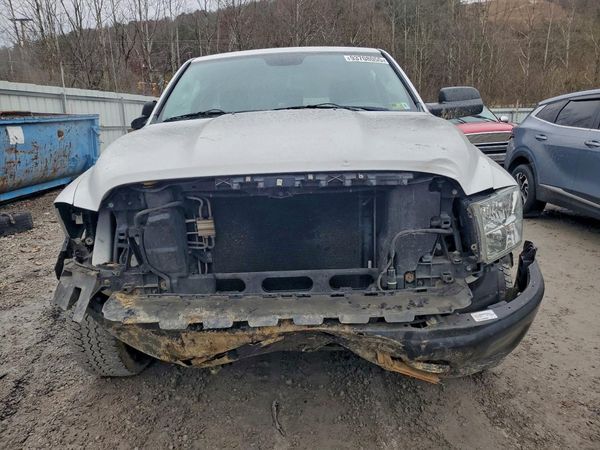 2014 RAM 1500 ST REG CAB 4X4