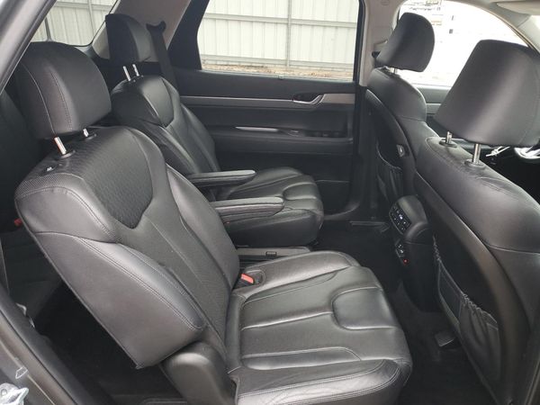 2021 HYUNDAI PALISADE SEL w/ Premium Pkg