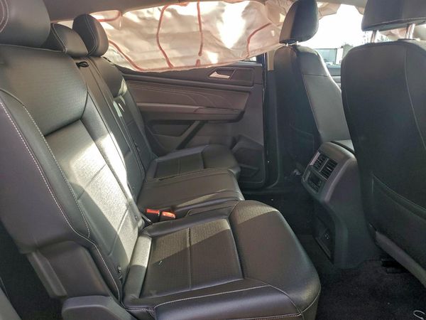 2021 VOLKSWAGEN ATLAS 4Motion SE w/ Tech