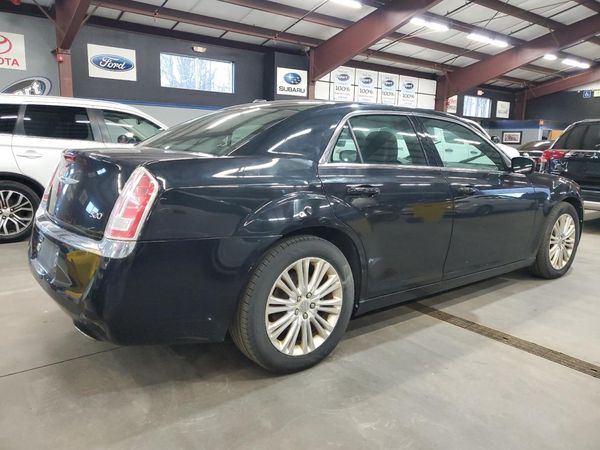 2013 CHRYSLER 300 Base