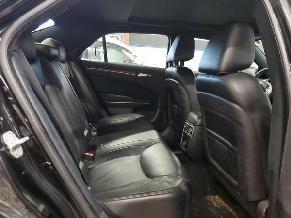 2013 CHRYSLER 300 Base