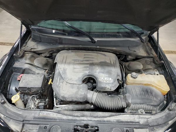 2013 CHRYSLER 300 Base