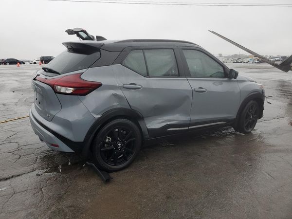 2021 NISSAN KICKS