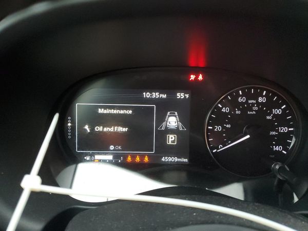 2021 NISSAN KICKS