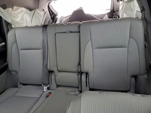 2018 TOYOTA HIGHLANDER LE/LE Plus