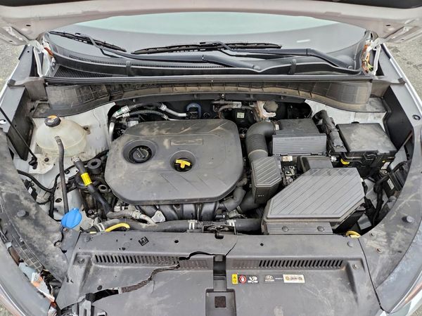 2019 HYUNDAI TUCSON SE