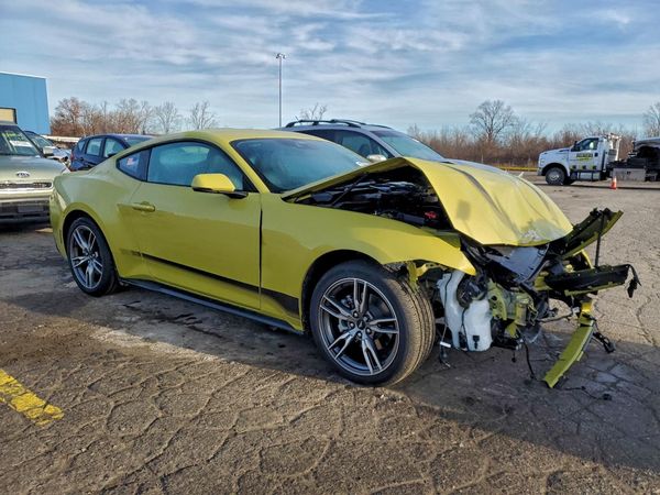 2025 FORD MUSTANG I4