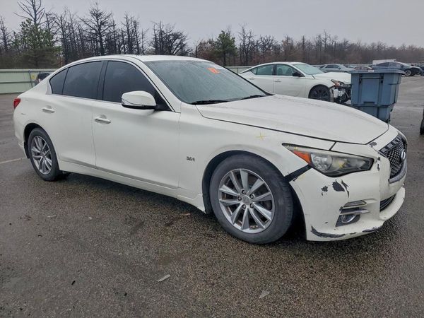 2017 INFINITI Q50