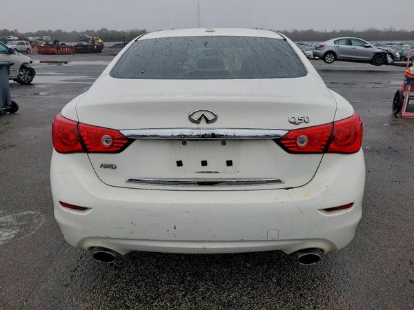 2017 INFINITI Q50