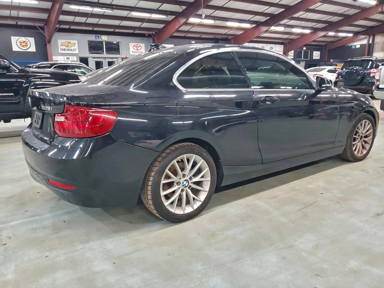 2016 BMW 228 xDrive