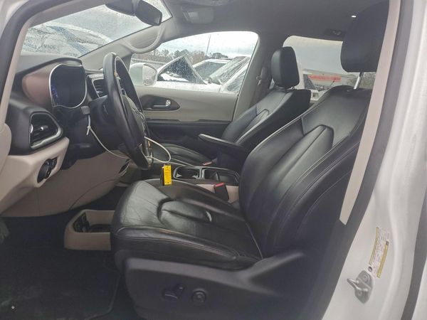 2019 CHRYSLER PACIFICA