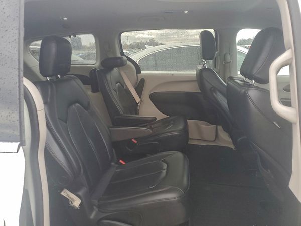2019 CHRYSLER PACIFICA