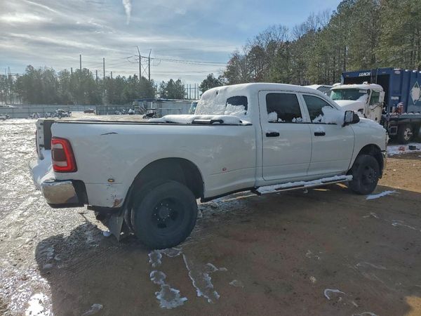 2019 DODGE 3500