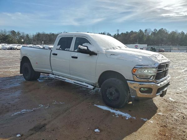2019 DODGE 3500