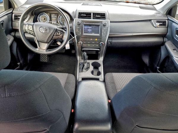 2017 TOYOTA CAMRY