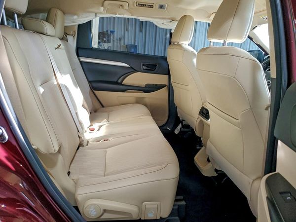 2018 TOYOTA HIGHLANDER