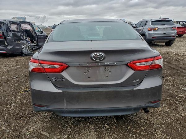 2018 TOYOTA CAMRY