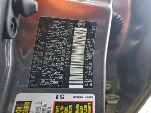2018 TOYOTA CAMRY