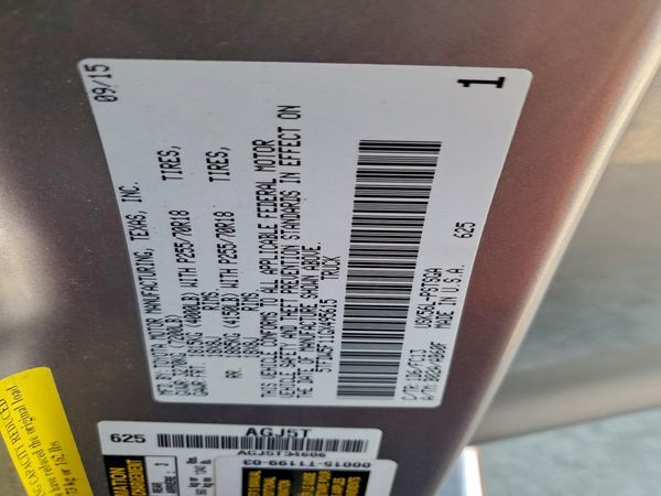 2016 TOYOTA TUNDRA SR5/TRD Pro — VINS