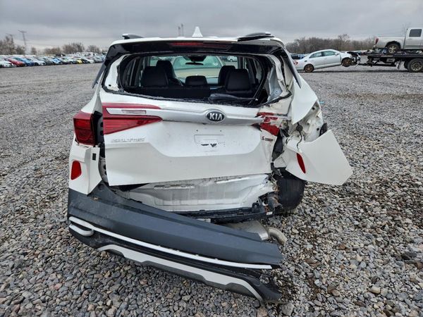 2021 KIA SELTOS S