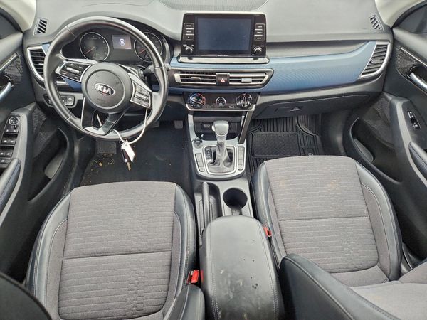2021 KIA SELTOS S