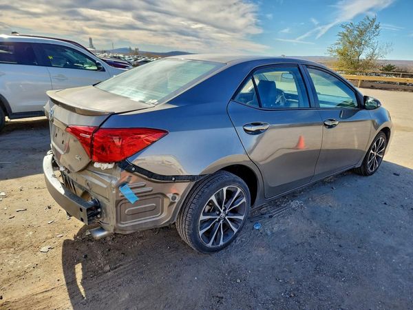 2017 TOYOTA COROLLA