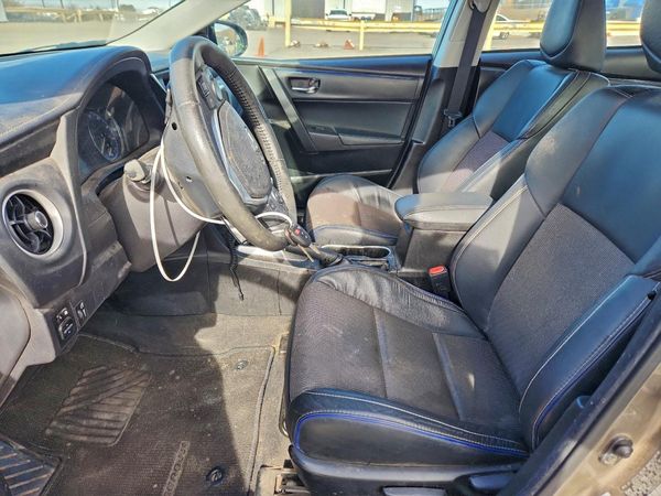2017 TOYOTA COROLLA