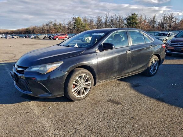 2015 TOYOTA CAMRY