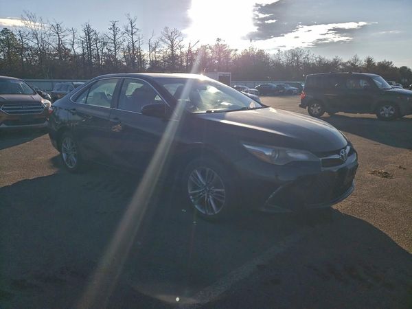 2015 TOYOTA CAMRY