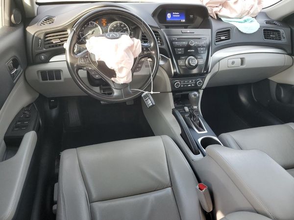 2017 ACURA ILX Base/Acura Watch Plus