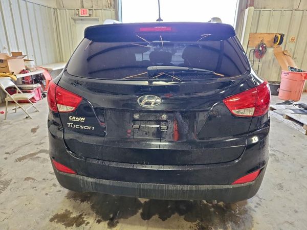 2015 HYUNDAI TUCSON GLS (Middle)