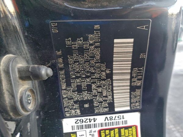2012 TOYOTA SIENNA