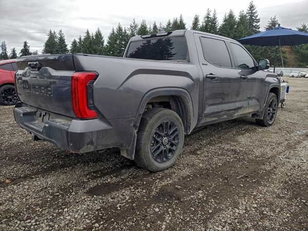 2024 TOYOTA TUNDRA