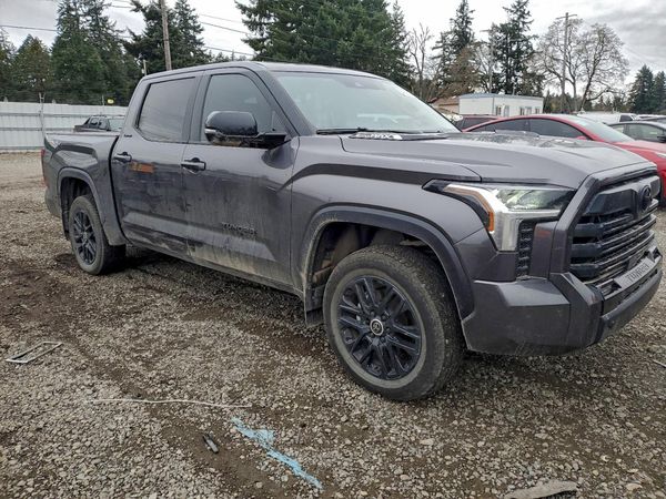 2024 TOYOTA TUNDRA