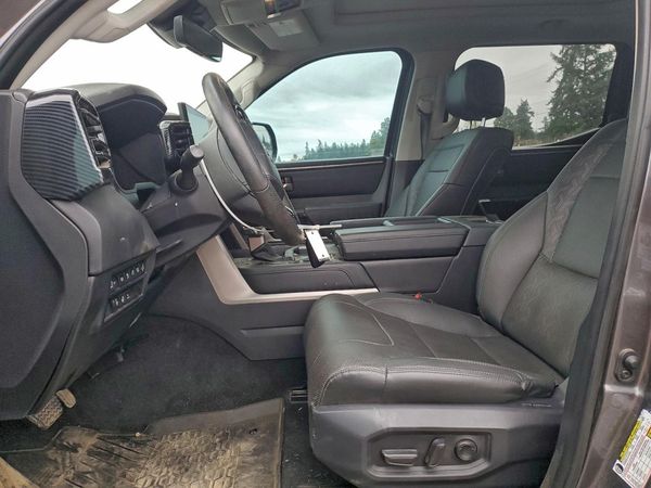 2024 TOYOTA TUNDRA