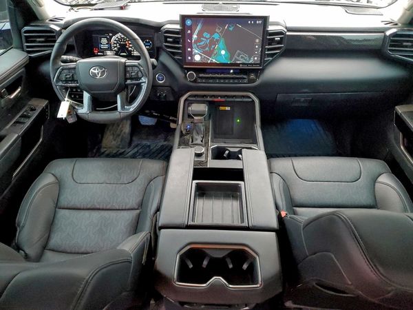 2024 TOYOTA TUNDRA